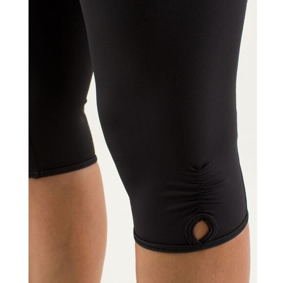 Lululemon Bandha Crop Black Yoga Legging Size 4 - Picture 4 of 13